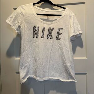 EUC Nike Women's White Graphic Tee